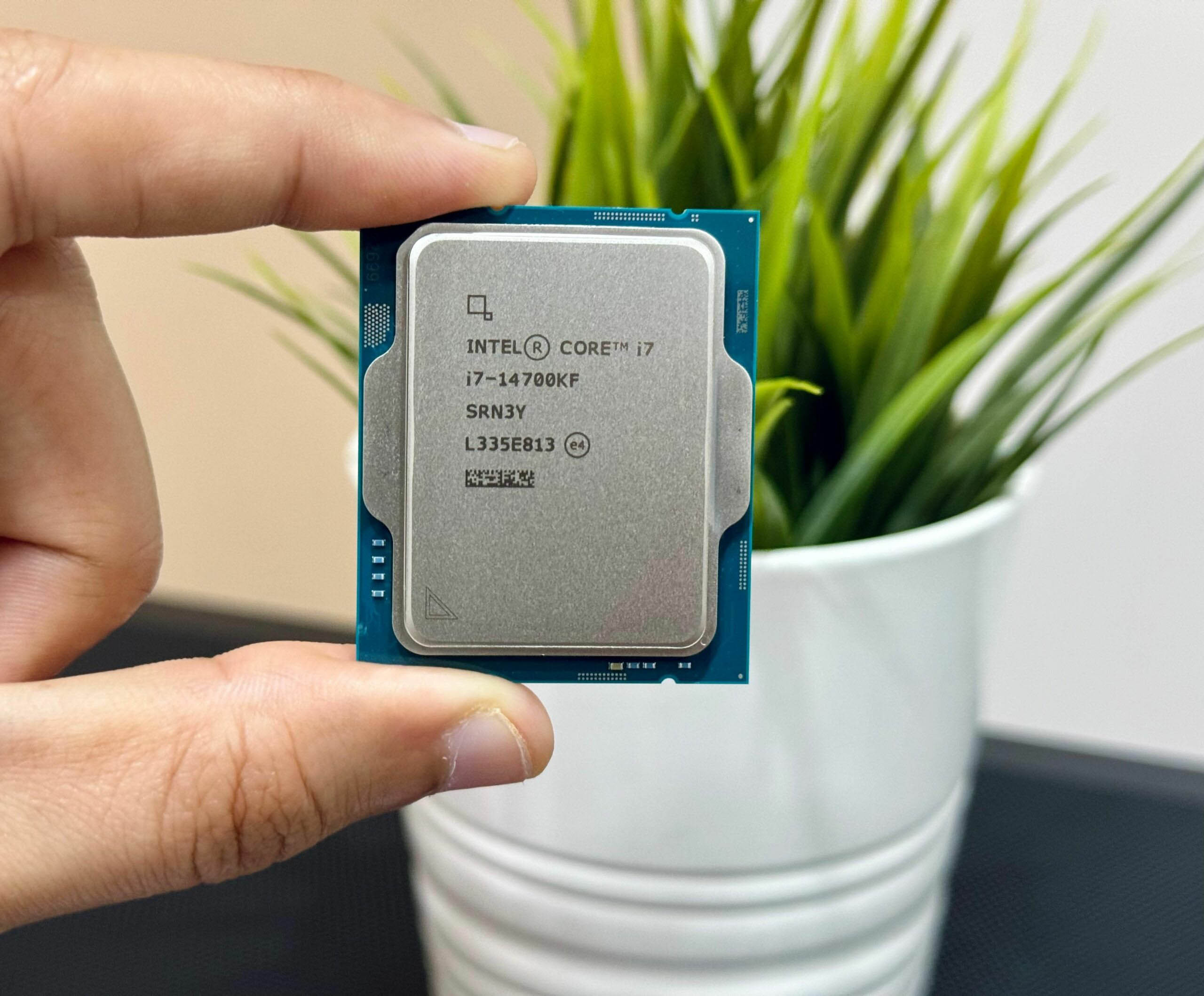 Intel-Core-i7-14700KF.