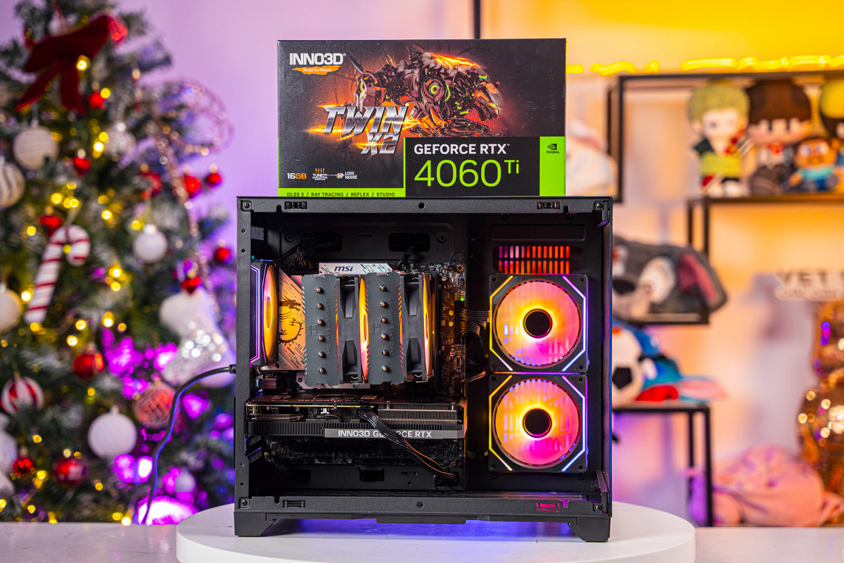 PC AMD ULTRA GAMING RYZEN 7 9700X - RTX 4060 Ti 8GB OC