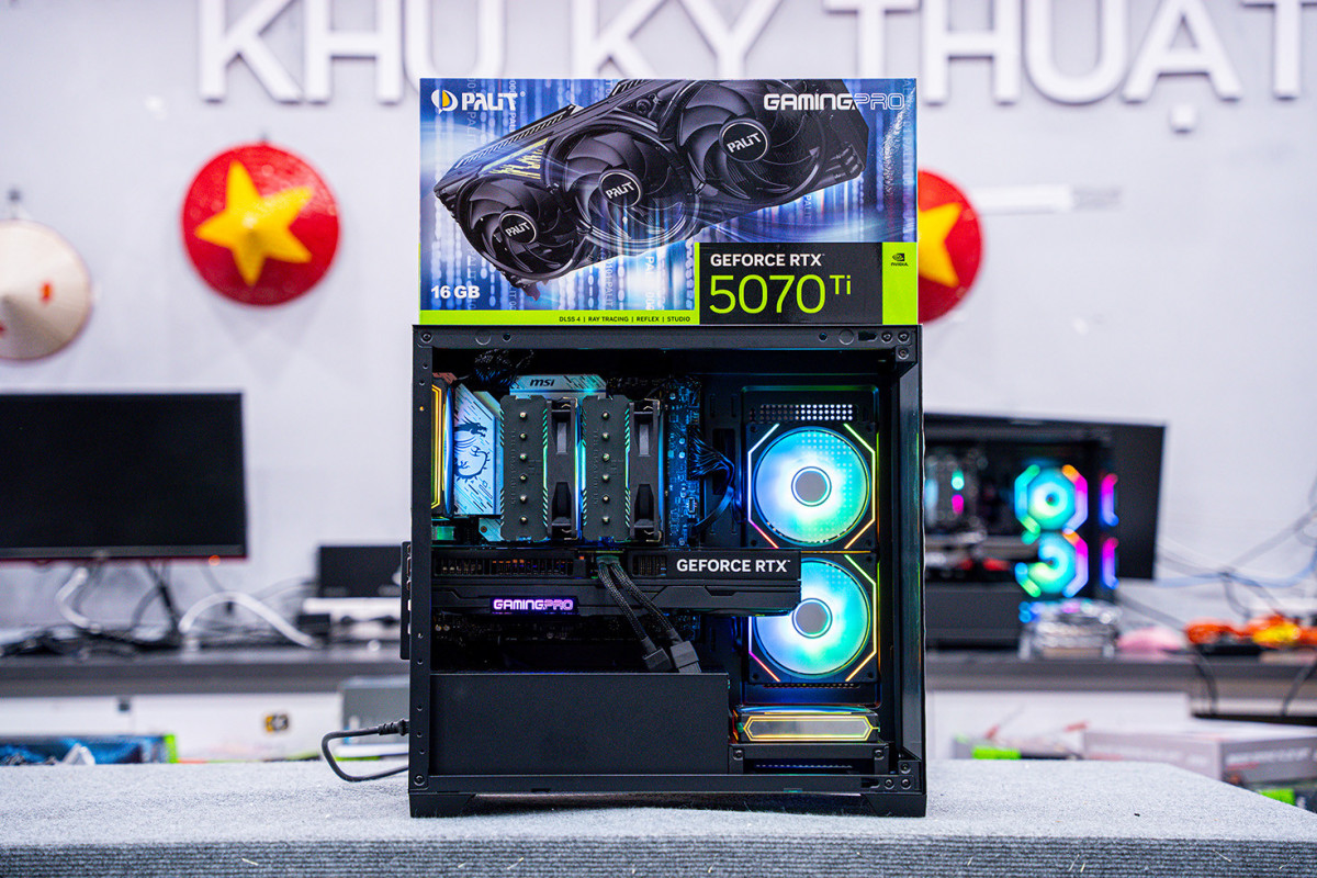 PC AMD GAMING PRO Ryzen 7 9700X - RTX 5070 Ti 16GB (Cấu hình gốc)