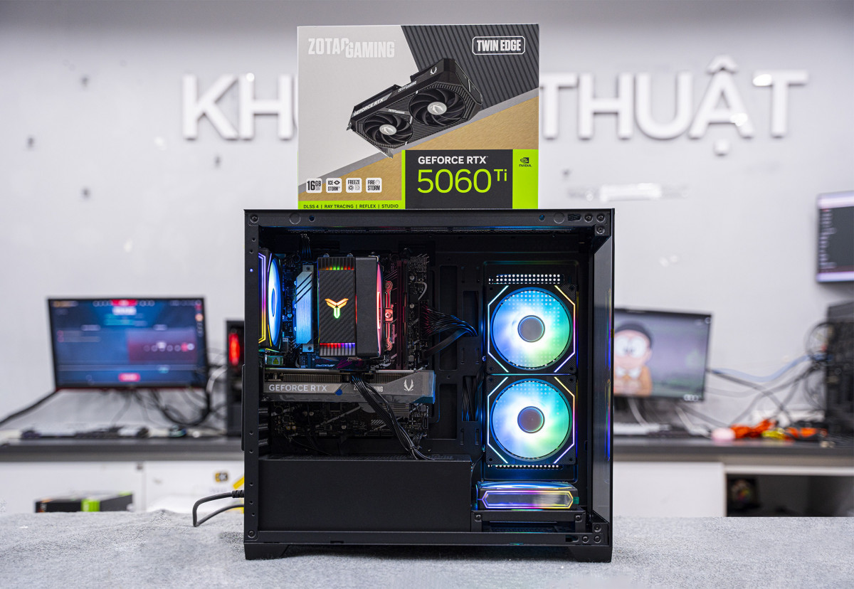 PC AMD GAMING PRO Ryzen 5 8400F - RTX 5060 Ti 16GB BLACK (Cấu hình gốc)