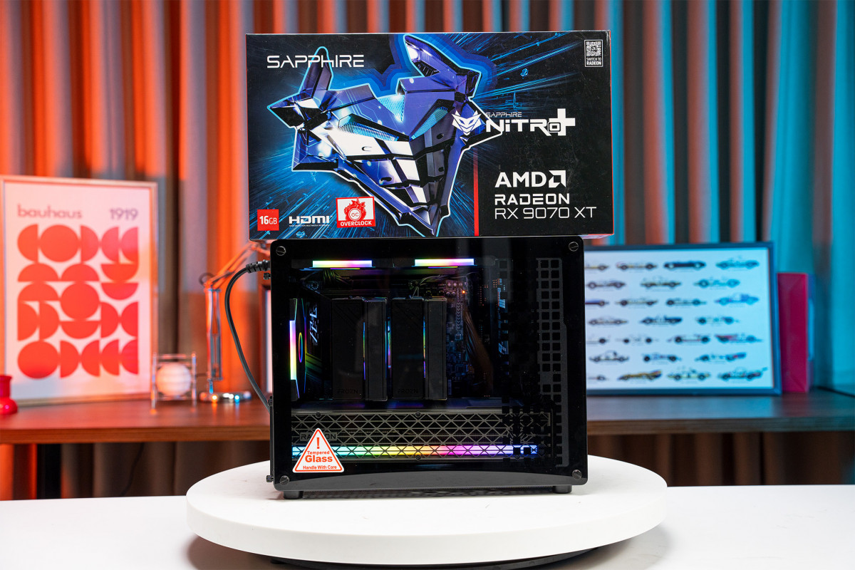 PC MINI GAMING LUXURY ULTRA 7 265KF - RX 9070 XT 16GB OC