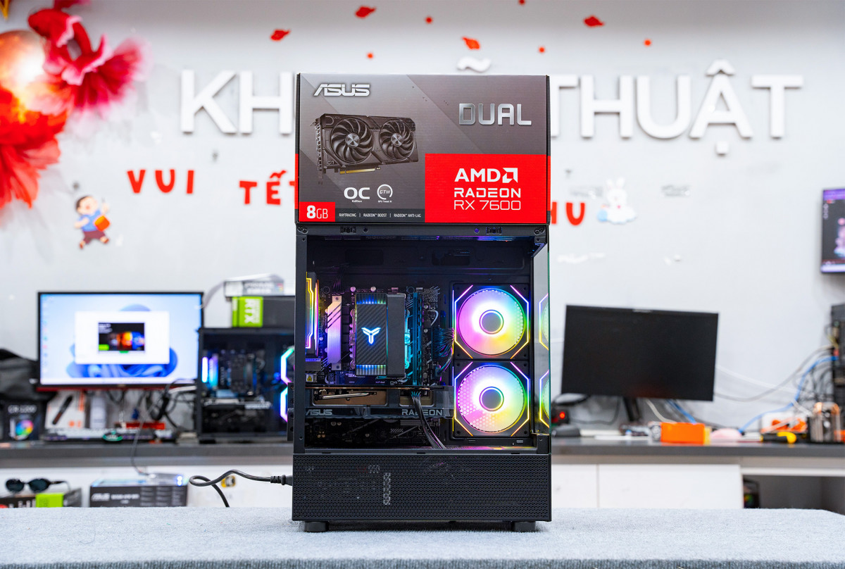 PC ULTRA GAMING i5 14400F - RX 7600 8GB OC