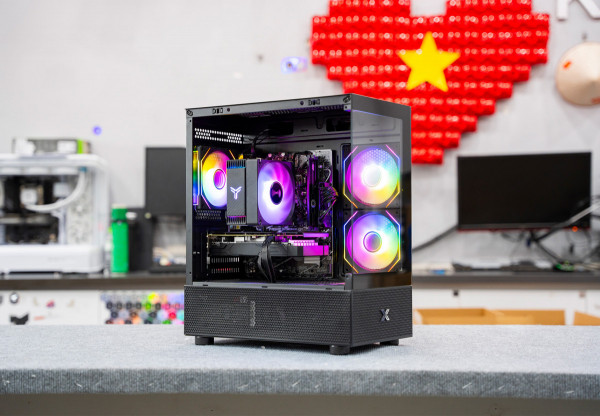 PC Gaming i3 10105F- RX 6600 Challenger D 8GB