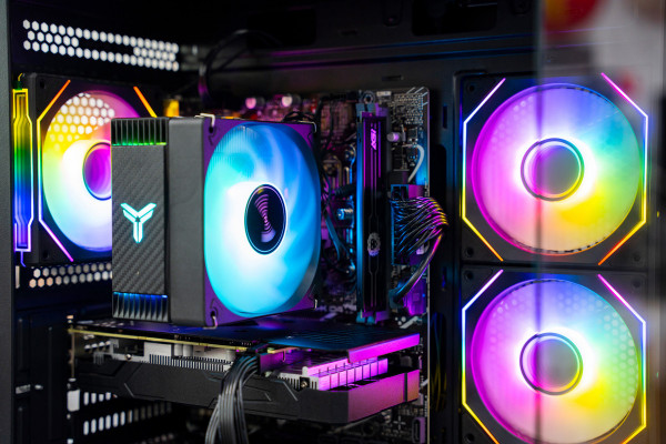 PC Gaming i3 10105F- RX 6600 Challenger D 8GB