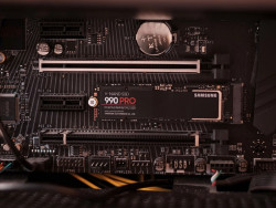 Ổ CỨNG SSD SAMSUNG 990 PRO 1TB PCIE NVME 4.0X4 (ĐỌC 7450MB/S - GHI 6900MB/S) - (MZ-V9P1T0BW) 