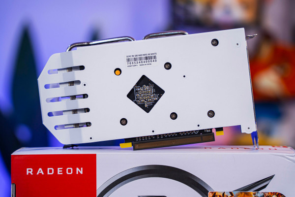 Card màn hình OCPC Radeon RX 580 8GB XE WHITE