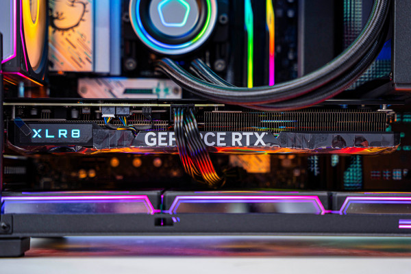 PC MINI High Performance i5 14600KF - RTX 4070 12GB OC
