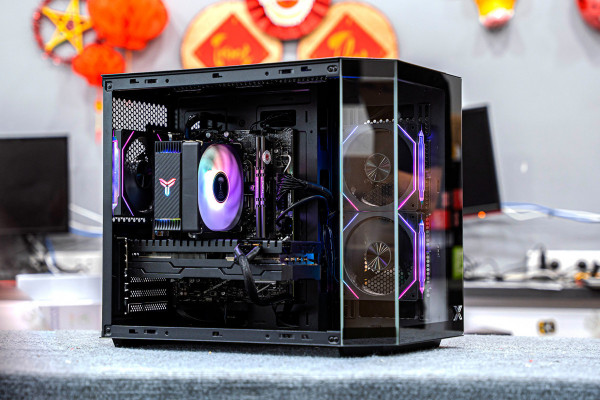 PC AMD GAMING Ryzen 7 9800X3D - RTX 4070 Ti Super 16GB OC