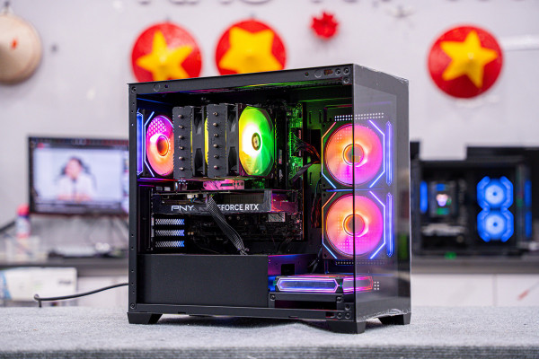 PC AMD ULTRA GAMING RYZEN 7 7800X3D- RTX 4060 Ti 16GB OC