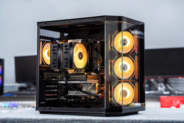 PC AMD GAMING RYZEN 7 7800X3D - RTX 5080 16GB X3 