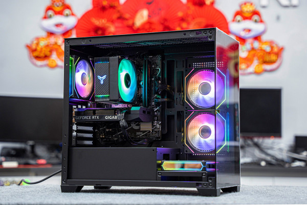 PC AMD GAMING Ryzen 5 7500F- RTX 4060 Ti 16GB