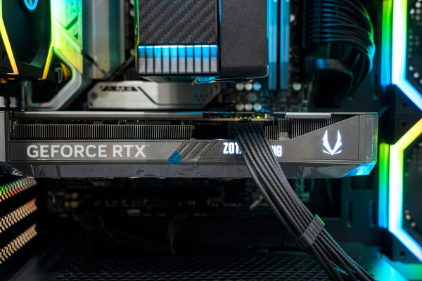 PC ULTRA GAMING i5 13400F - RTX 5070 12GB