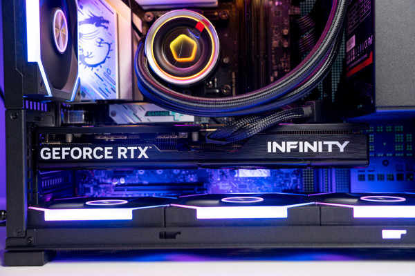 PC MINI GAMING AMD RYZEN 7 7700 - RTX 5070 12GB