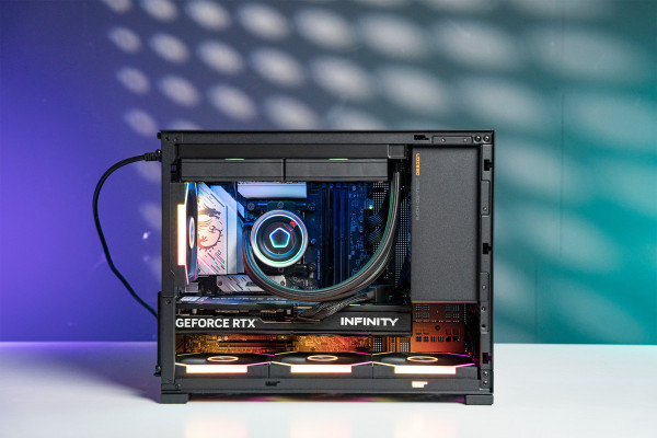 PC MINI GAMING AMD RYZEN 7 7700 - RTX 5070 12GB