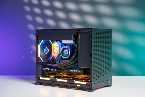 PC MINI GAMING AMD RYZEN 7 7700 - RTX 5070 12GB