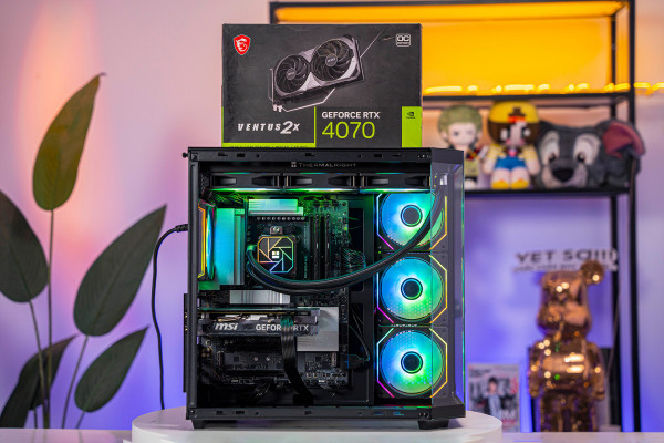 PC AMD GAMING Ryzen 9 9950X3D - RTX 4070 12GB