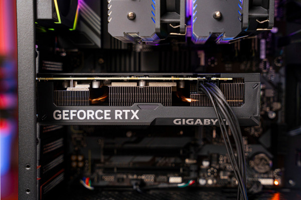PC AMD GAMING Ryzen 9 9950X3D - RTX 4070 12GB