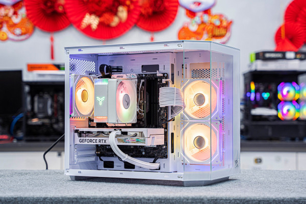 PC ULTRA GAMING i5 13400F - RTX 5070 12GB OC WHITE