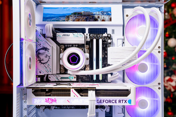 PC GAMING LUXURY i5 14600KF - RTX 5070 12GB OC WHITE