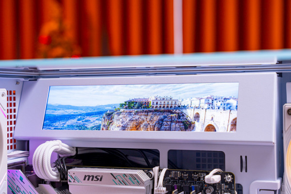 PC GAMING LUXURY i5 14600KF - RTX 5070 12GB OC WHITE