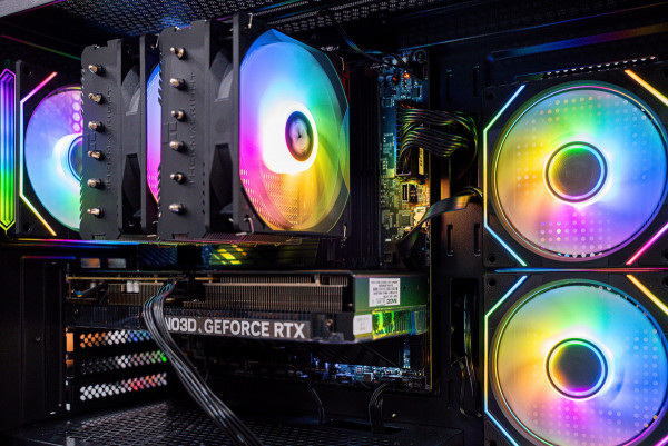 PC ULTRA GAMING i5 14600KF - RTX 5060 Ti 16GB