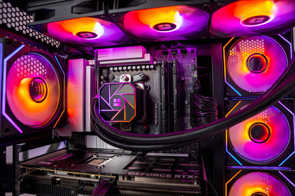 PC ULTRA GAMING i9 14900KF - RTX 5060 Ti 16GB