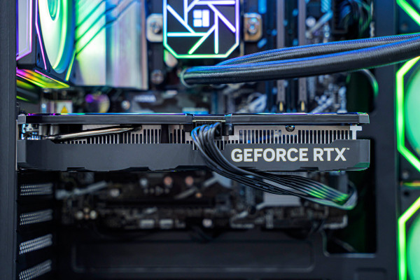PC ULTRA GAMING i7 14700KF - 32GB DDR5 - RTX 4060 8GB