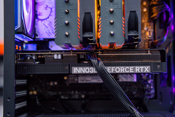 PC Workstation- 3D Render- Edit Video RYZEN 9 9900X- RTX 5060 Ti 16GB