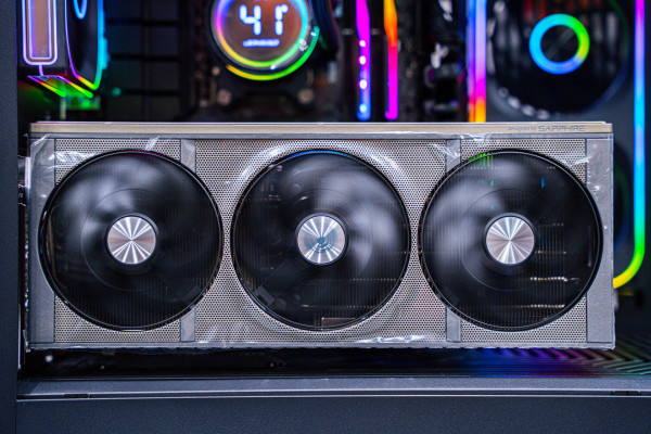 PC AMD SUPER LUXURY RYZEN 7 7800X3D - RX 9070 XT GAMING OC 16GB