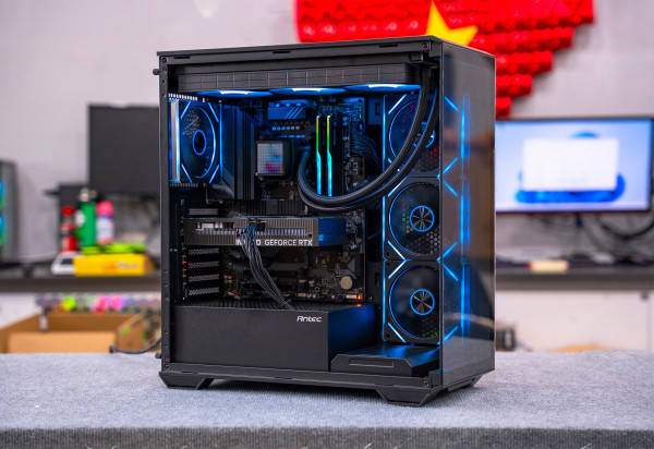 PC ULTRA GAMING i9 14900KF - RTX 5060 8GB