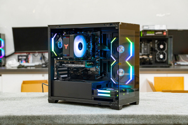 PC AMD GAMING RYZEN 7 7700 - RTX 5060 8GB