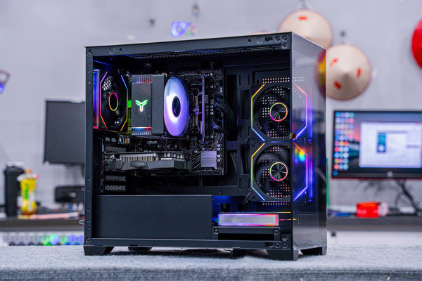 PC AMD GAMING PRO Ryzen 5 8400F - RTX 3050 6GB OC