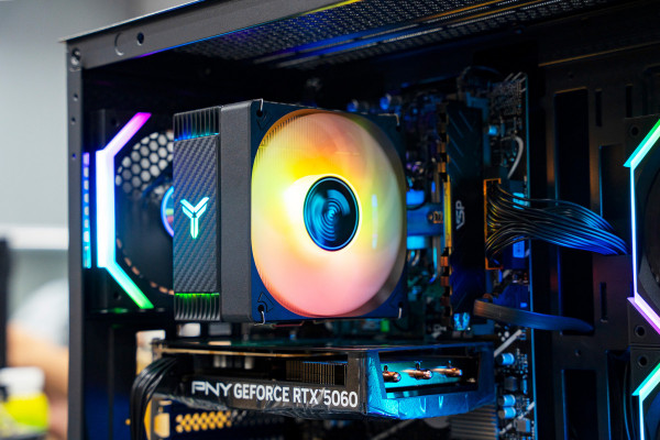 PC AMD GAMING PRO Ryzen 5 8400F - RTX 5060 8GB BLACK