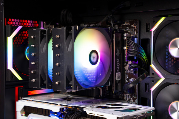 PC AMD GAMING RYZEN 9 9950X - RX 9070 XT 16GB BLACK