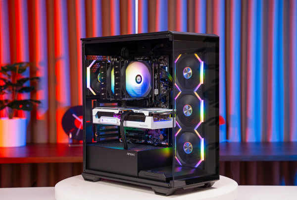 PC AMD GAMING RYZEN 9 9950X3D - RX 9070 XT 16GB BLACK