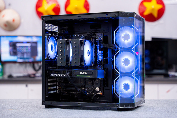 PC Workstation- 3D Render- Edit Video i9 14900KF - RTX 5060 8GB