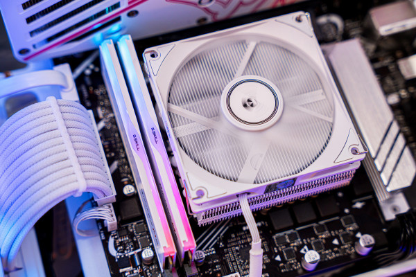 PC MINI GAMING PRO i5 14500 - RTX  5060 Ti 16GB WHITE