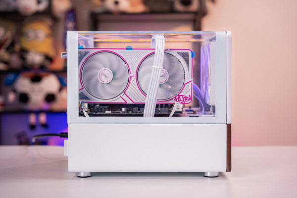 PC MINI GAMING PRO i5 14500 - RTX  5060 Ti 16GB WHITE