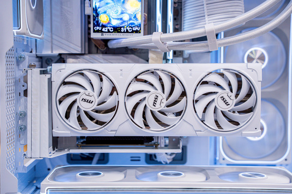 PC AMD GAMING SUPER LUXURY RYZEN 7 9800X3D - RTX 5080 16GB OC WHITE