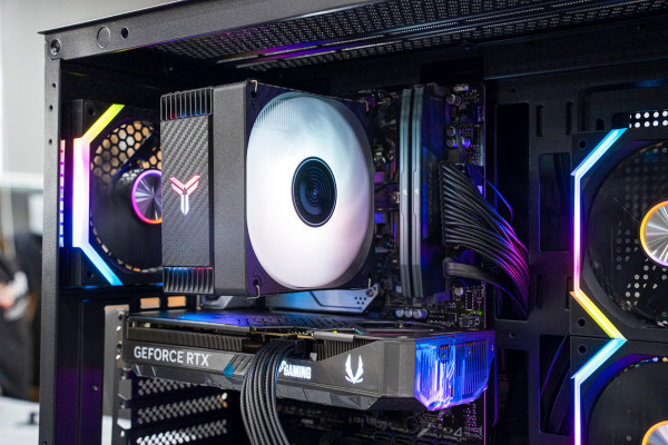 PC ULTRA GAMING i5 14400F - RTX 5070 12GB OC