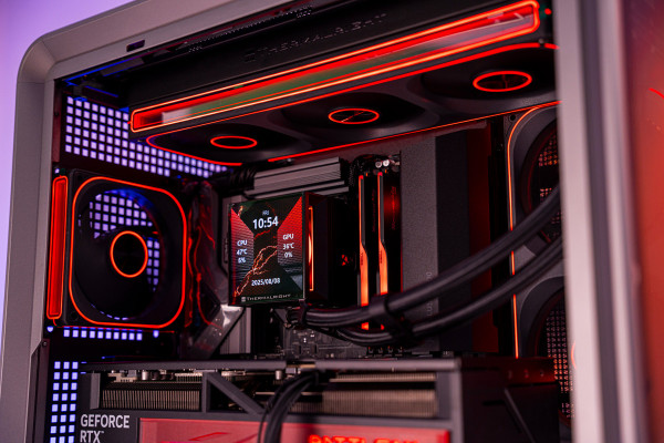 PC AMD GAMING SUPER LUXURY RYZEN 7 9800X3D - RTX 5070 Ti 16GB