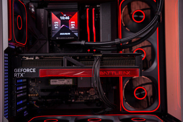 PC AMD GAMING SUPER LUXURY RYZEN 7 9800X3D - RTX 5070 Ti 16GB