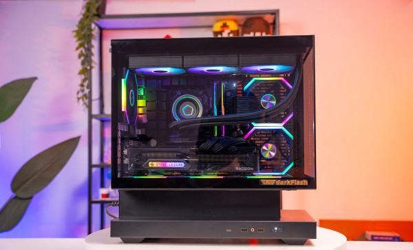 PC AMD GAMING LUXURY RYZEN 7 9800X3D - RX 9070 XT 16GB 