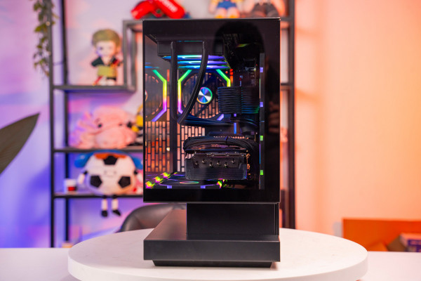PC AMD GAMING LUXURY RYZEN 7 9800X3D - RX 9070 XT 16GB 