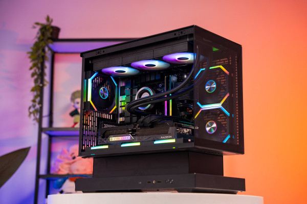 PC AMD GAMING LUXURY RYZEN 7 9800X3D - RX 9070 XT 16GB 