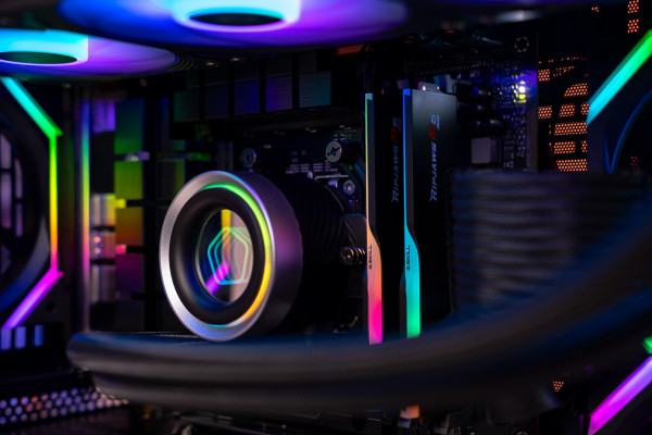 PC AMD GAMING LUXURY RYZEN 7 9800X3D - RX 9070 XT 16GB 