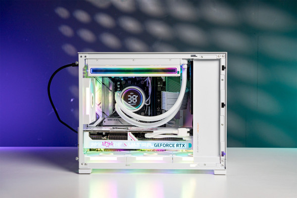 PC MINI GAMING LUXURY AMD RYZEN 7 7800X3D - RTX 5070 12GB OC WHITE