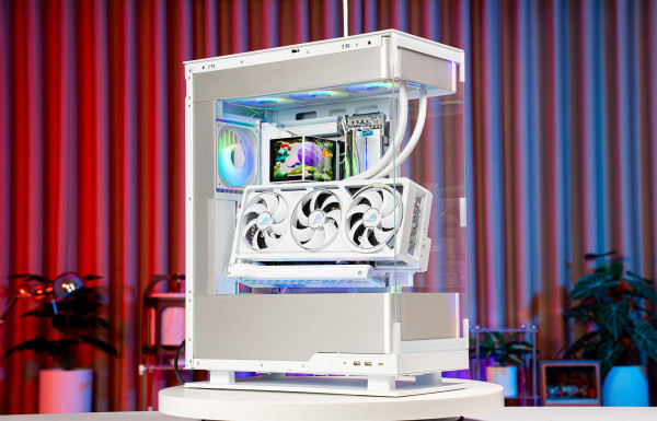 PC GAMING SUPER LUXUYRY RYZEN 9 9950X3D - RTX 5090 32GB OC WHITE