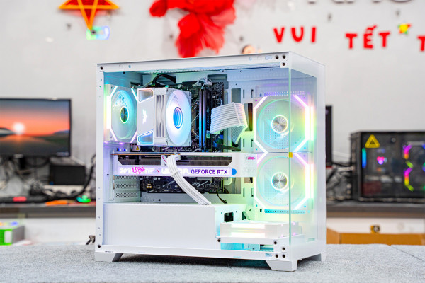 PC ULTRA GAMING i5 12400F- RTX 5060 8GB OC WHITE