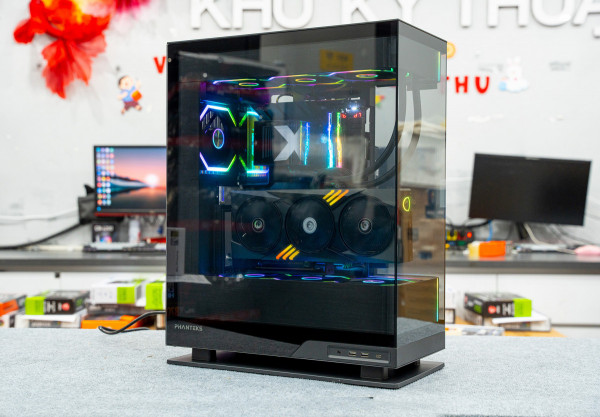 PC AMD GAMING LUXURY RYZEN 7 9800X3D - RTX 5070 12GB OC BLACK